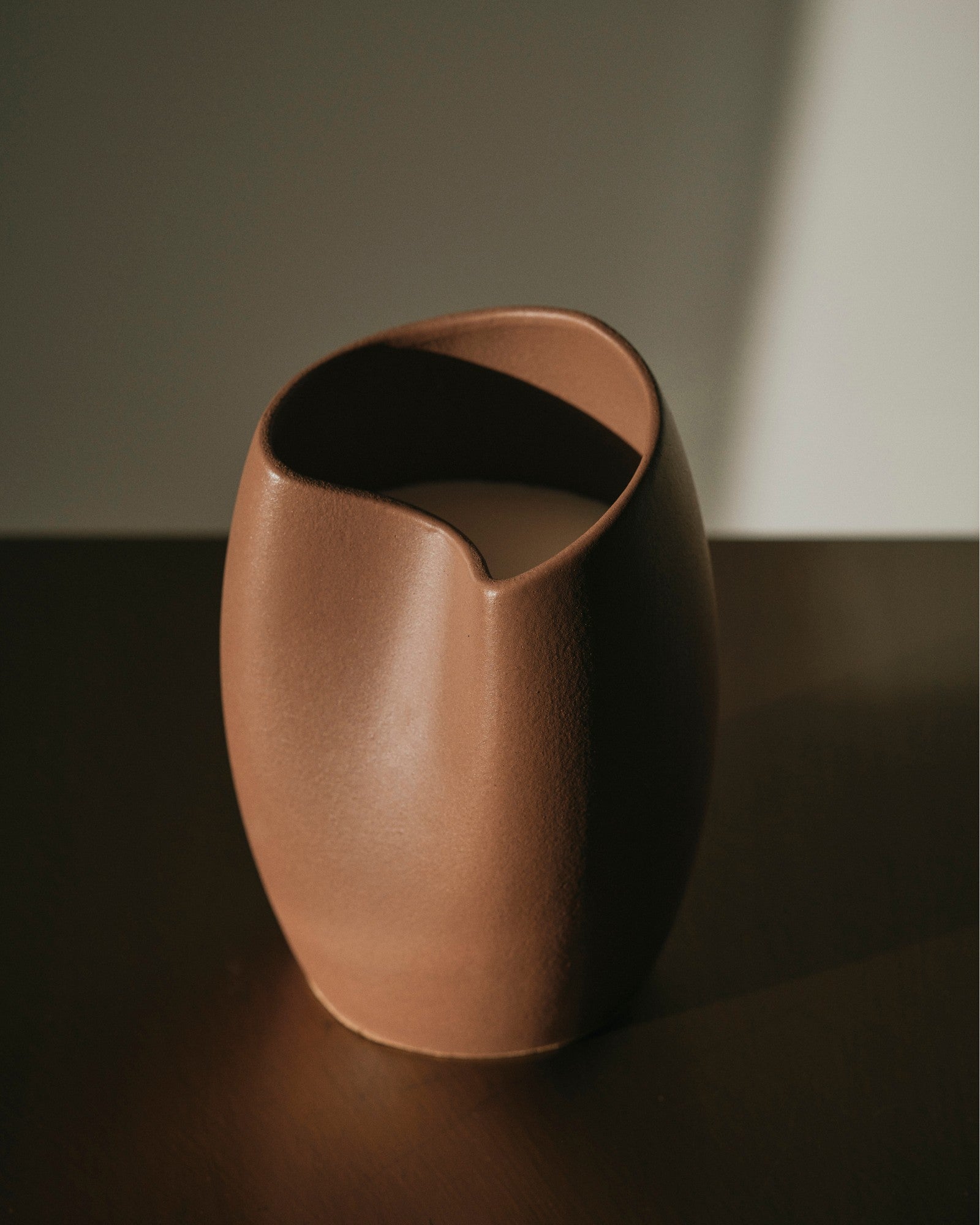 Handmade ceramic candle Arco